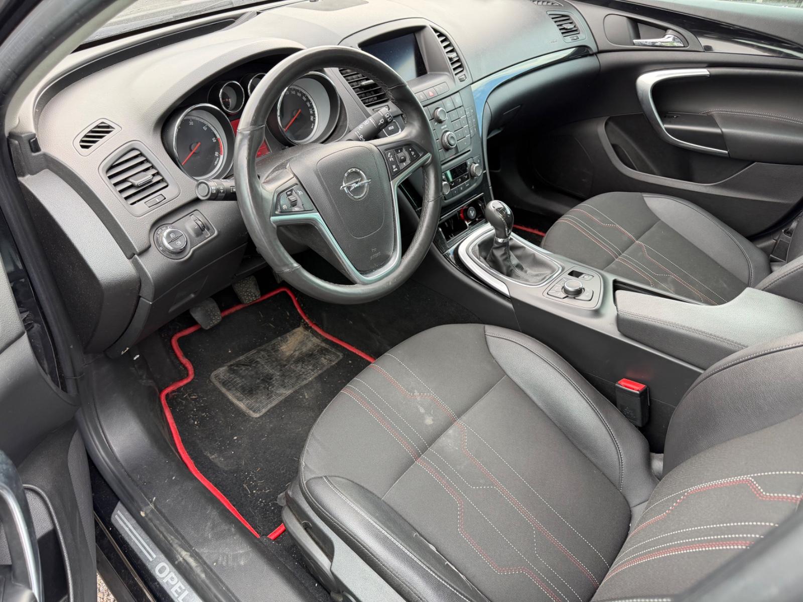 Opel Insignia 2012 — photo 7