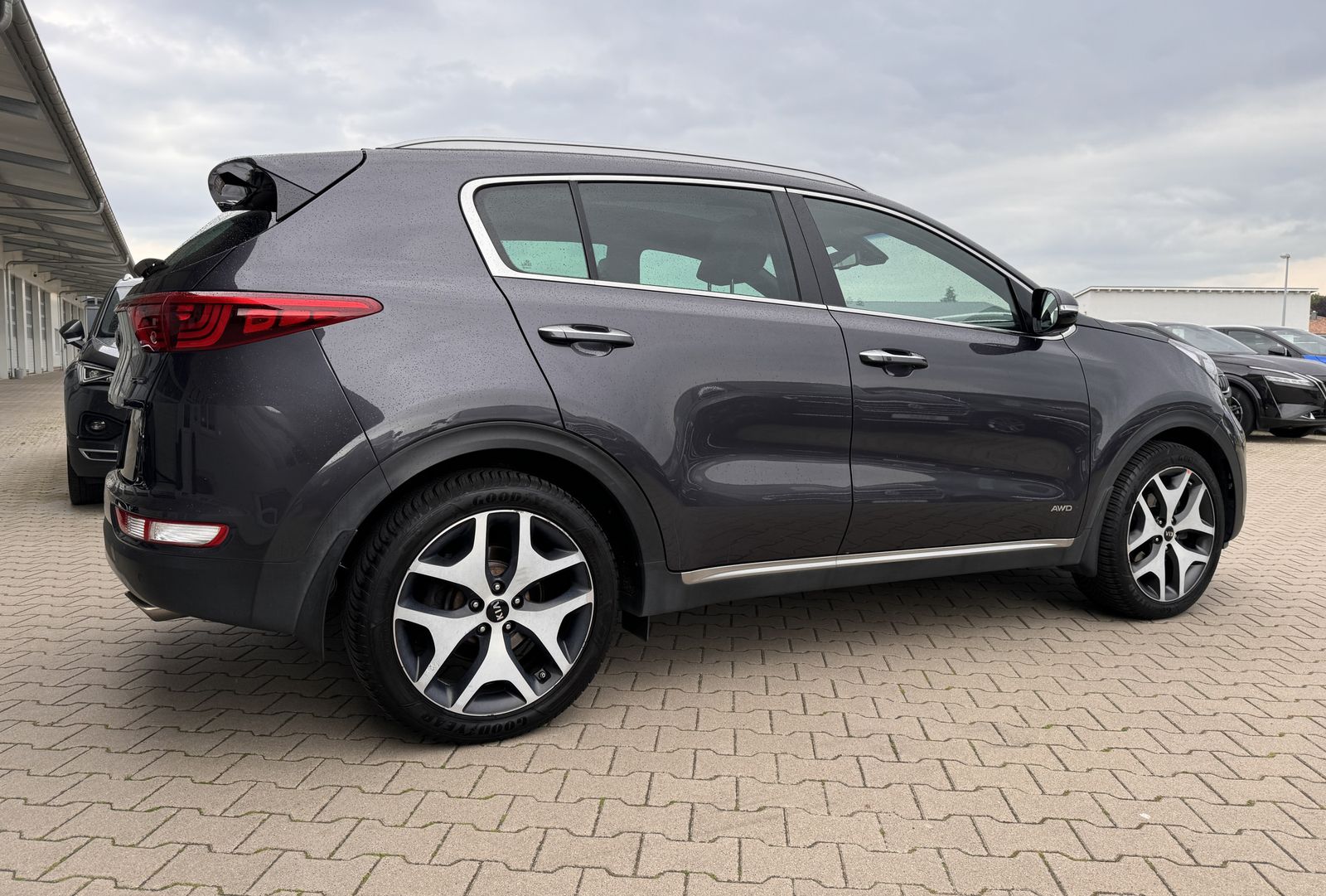 Fahrzeugabbildung Kia Sportage 2.0*CRDI*GT Line*4WD*CAM*AHK*Pano*Navi*