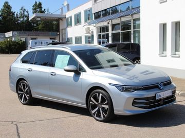 Volkswagen Golf VIII Variant 1.5 eTSI Style DSG Matrix LED