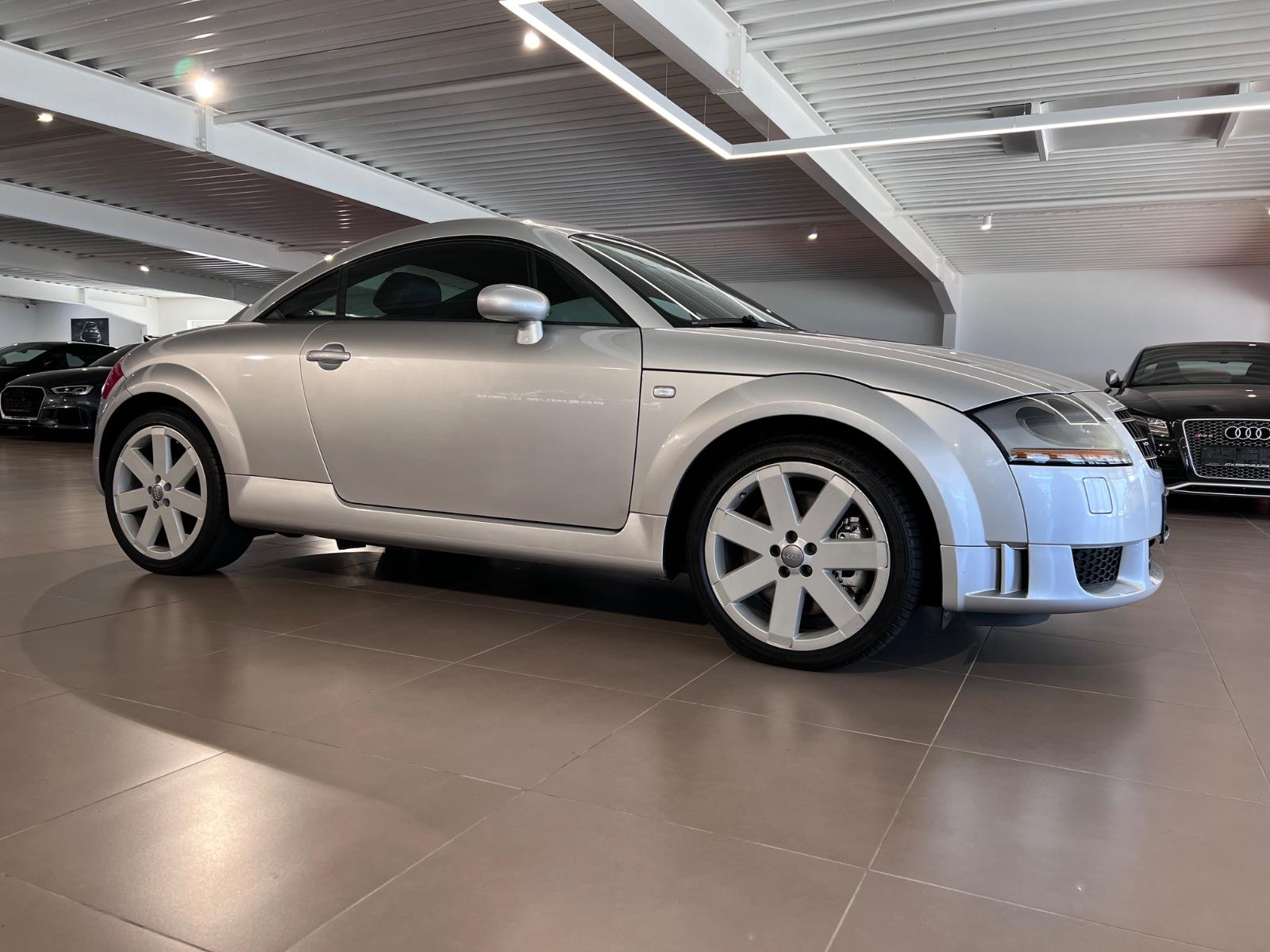 Audi TT Coupe 3.2 V6 DSG quattro BOSE NAVI KETTEN NEU