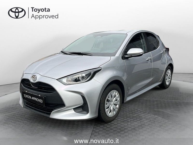 Toyota Yaris - 1
