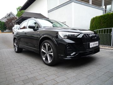 Audi Q3 - 1