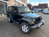 Jeep Wrangler V 6 - Jeep Wrangler in Oldenburg