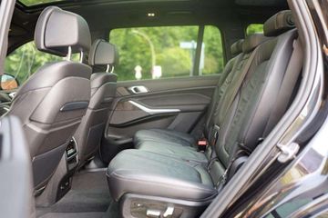 BMW X7 - 9