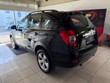 Chevrolet Captiva 2.4 LS 2WD*2.HAND*TÜV01-2027*INSP.NEU! - Chevrolet in Hannover