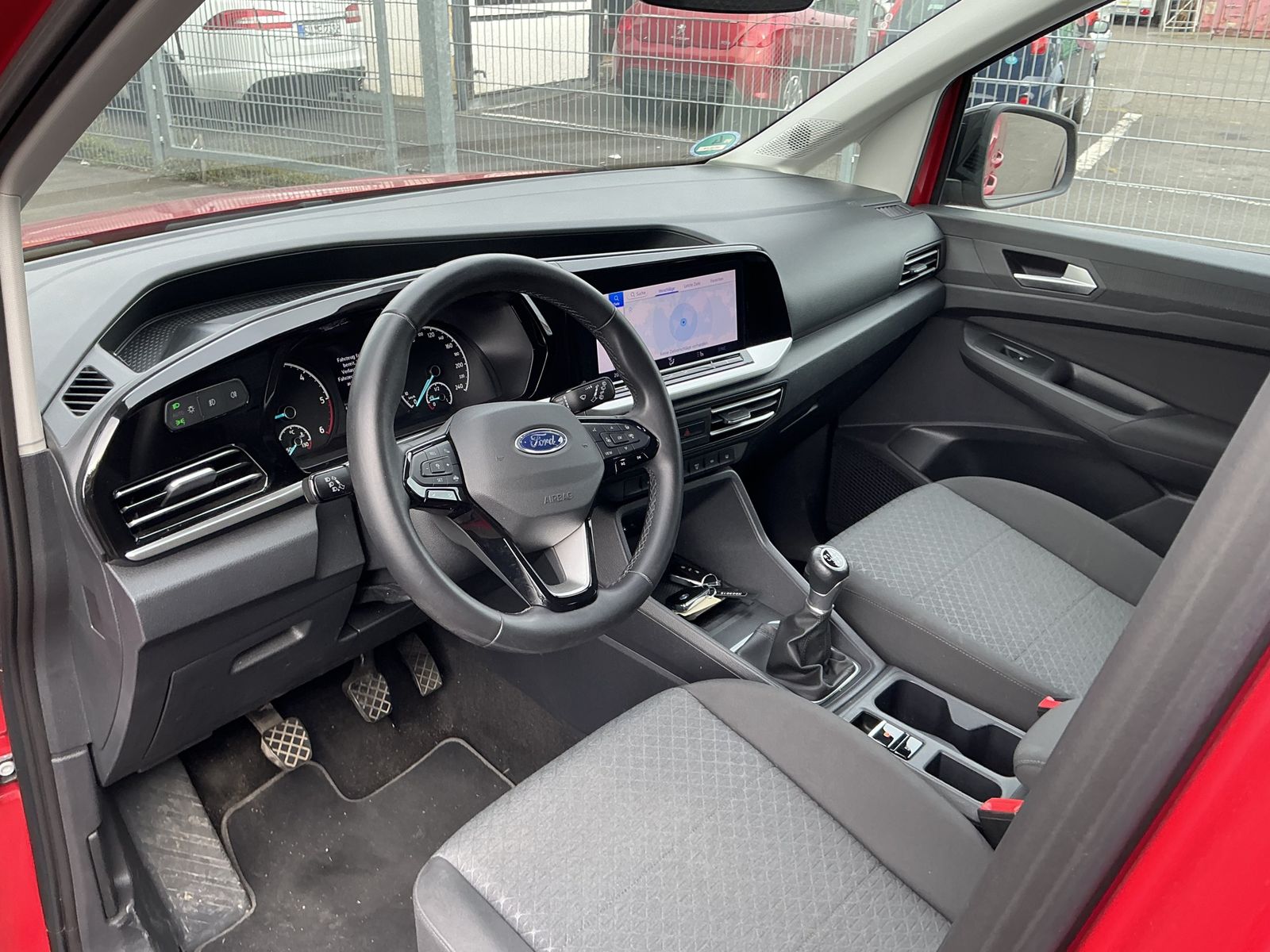 Ford Tourneo Connect Trend 7-Sitzer Navi RCam LED ACC imagem 3