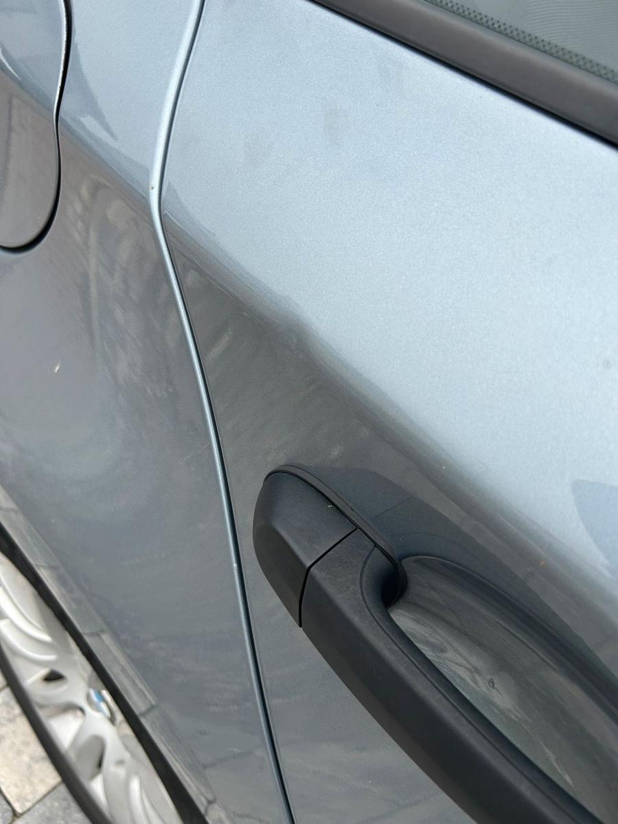 BMW 116 2006 — photo 8