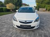 Opel Astra J Edition 140PS LED gepflegtes Fahrzeug - Opel aus 2010