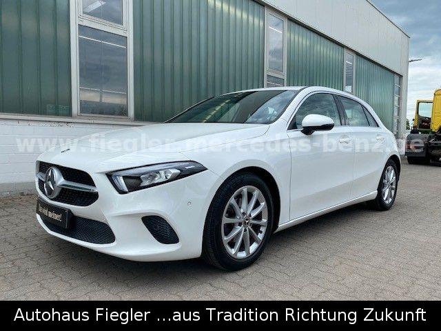 Mercedes-Benz A 180 Progressive+LED+Distronic+AHK+Kamera