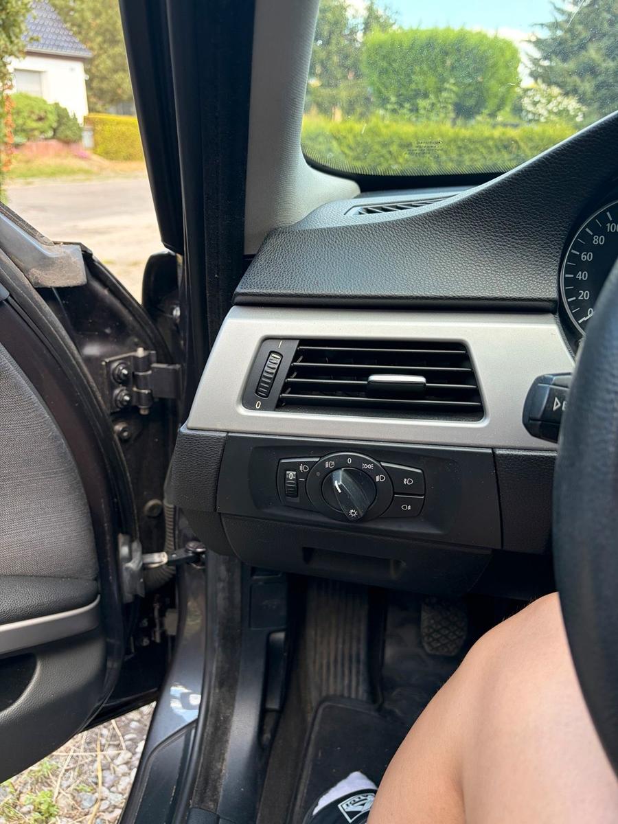 BMW 320 2006 — photo 10