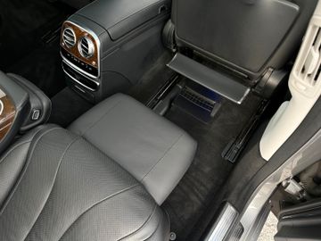Mercedes S 500 - 12