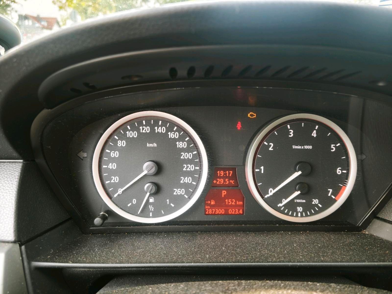 BMW 523 2006 — photo 10