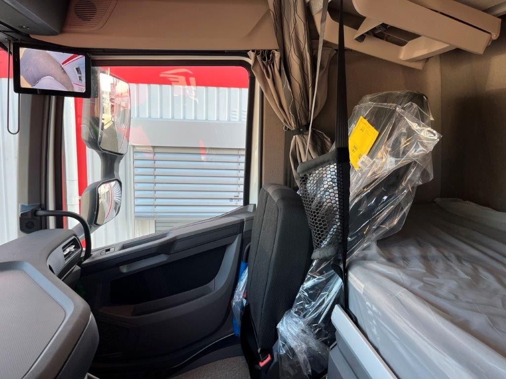 Fahrzeugabbildung DAF FAN XF 480 ohne Aufbau