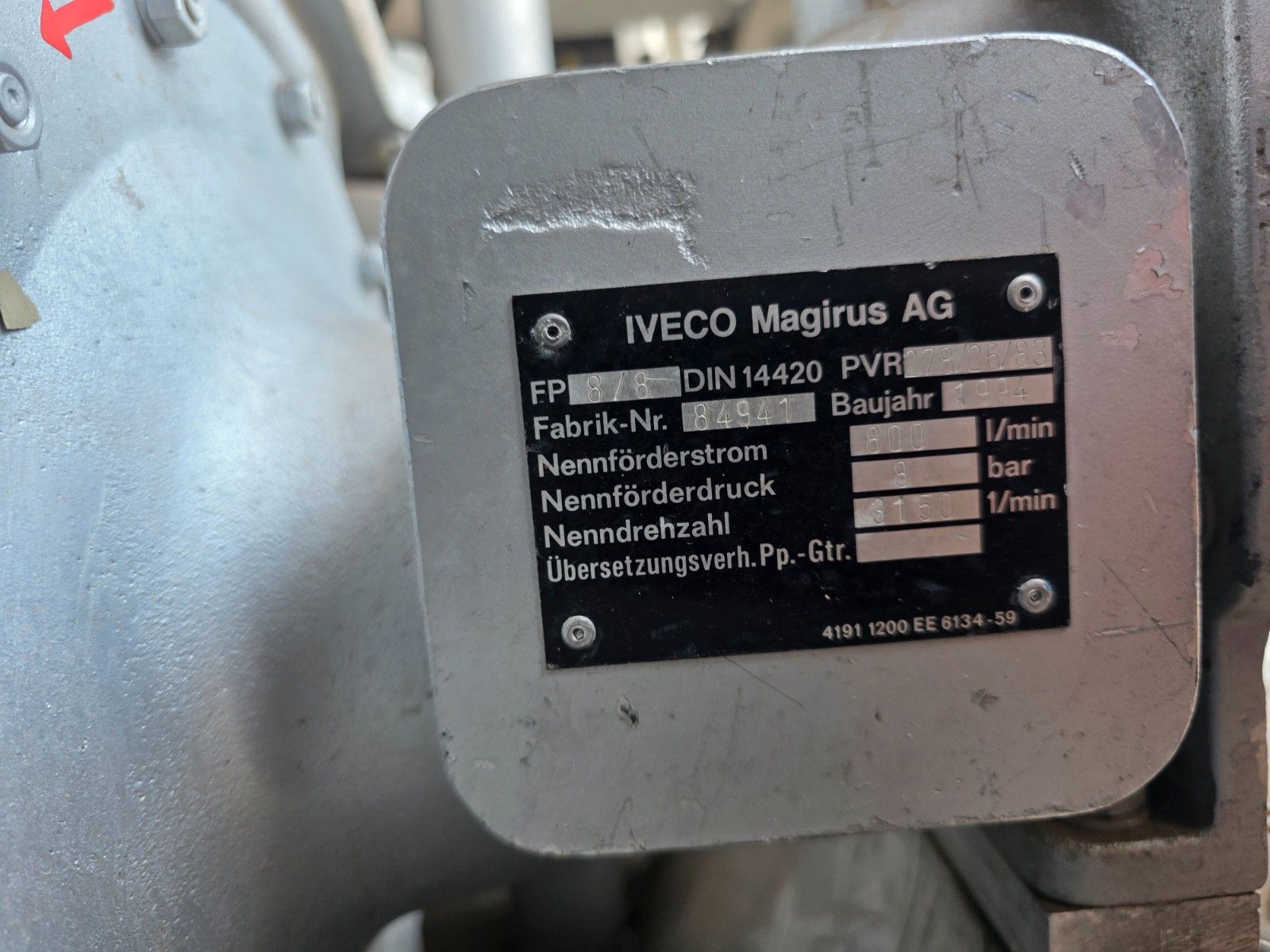 Fahrzeugabbildung Iveco EuroFire FF95E18W 4x4 LF8/6 Löschfahrzeug