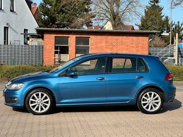 Volkswagen Golf - 7