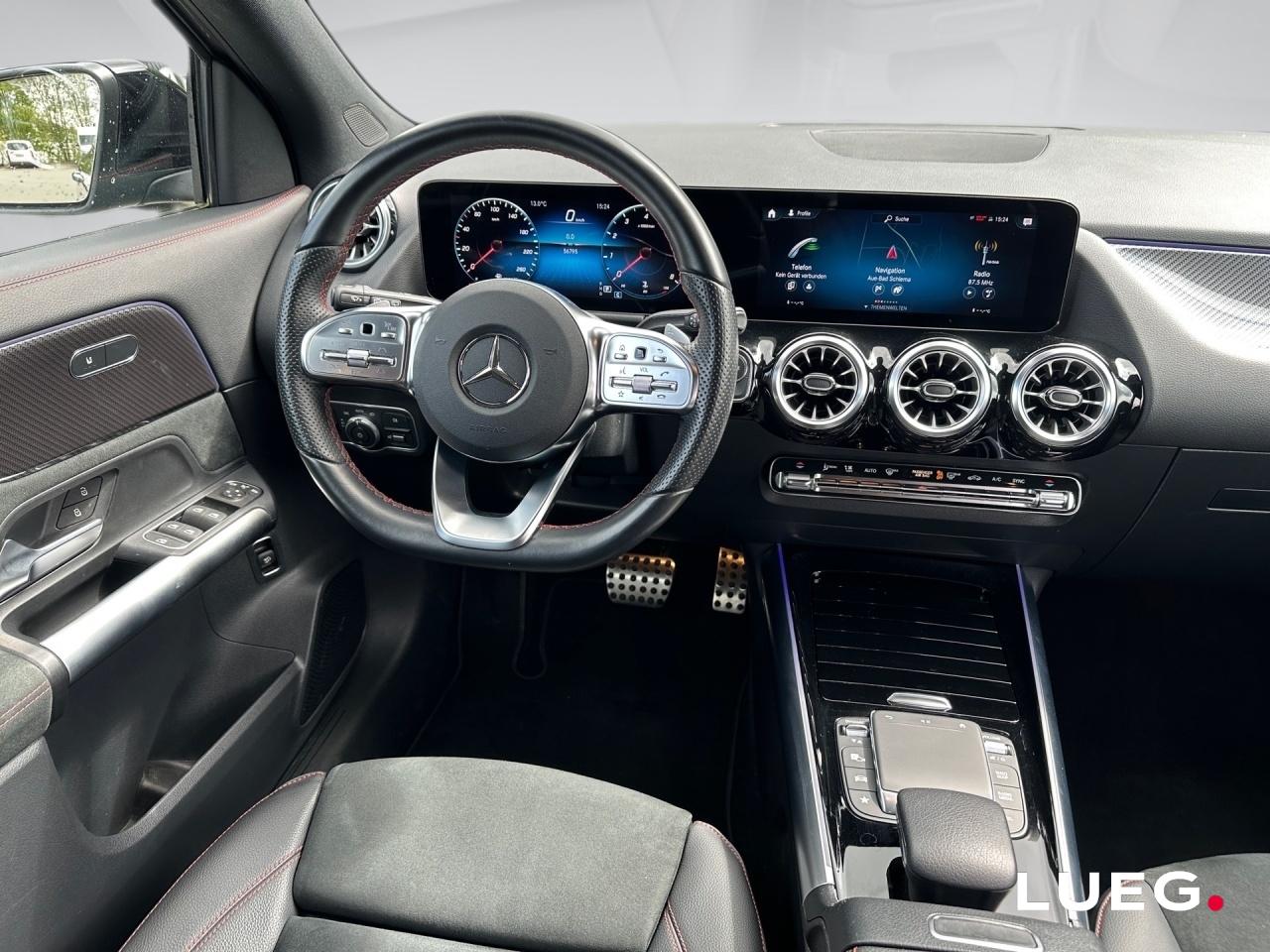 Mercedes-Benz GLA 200 AMG+NIGHT+DISTRONIC+360+MULTIB+EL HECKKL