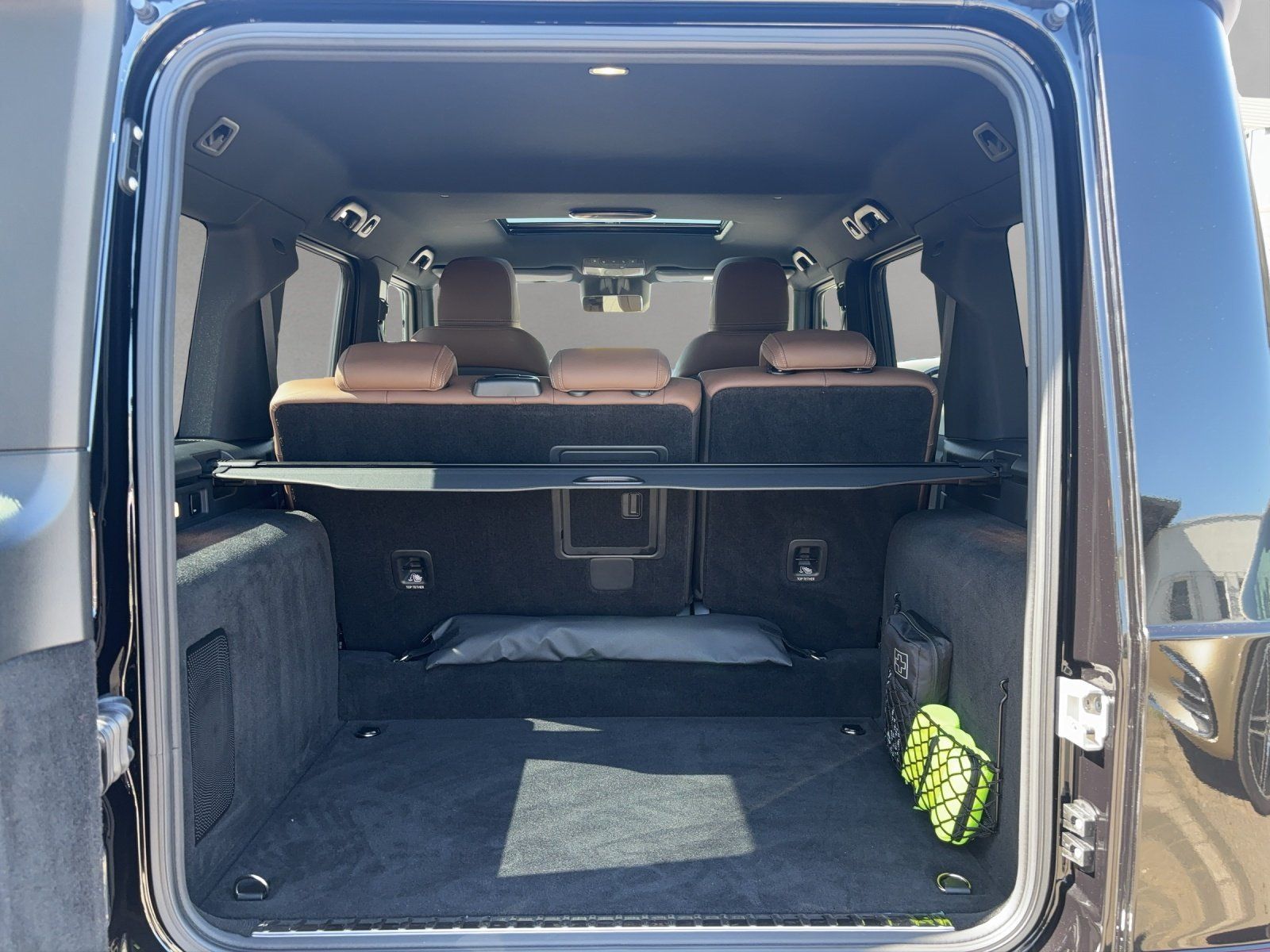 Fahrzeugabbildung Mercedes-Benz G 450d Exclusiv DISTRO KeyGo GSD Night MLED 360°