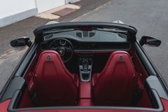 Fahrzeugabbildung Porsche 992 Carrera 4S Cabrio *1. HAND / BOSE / LED*