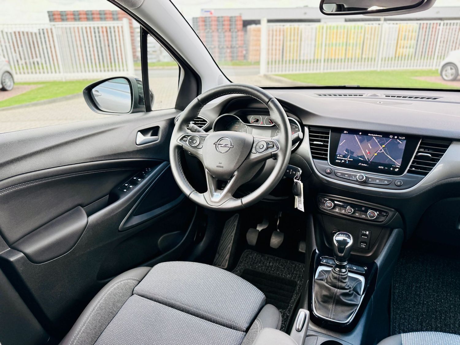 Fahrzeugabbildung Opel Crossland X 1,2 T ENJOY, Navi, ECO-LED, RFK, PTS