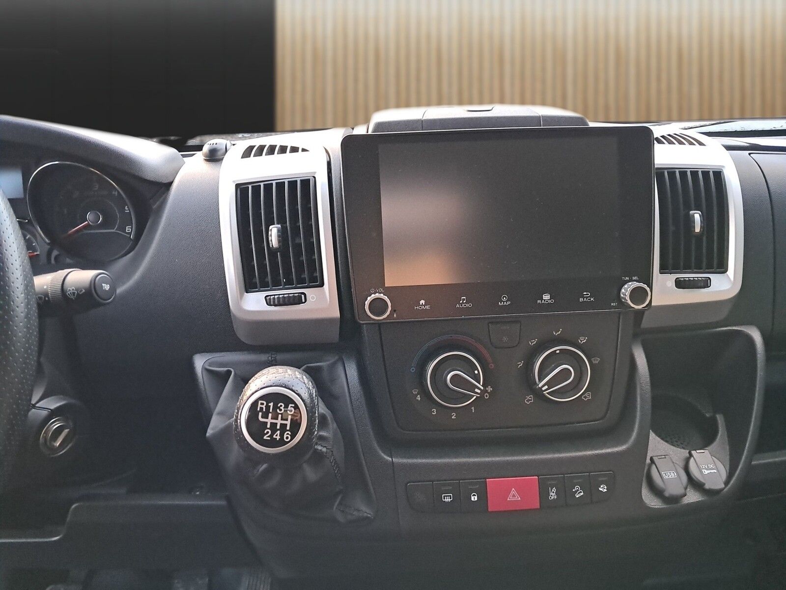 Fahrzeugabbildung Pössl 2Win RS Plus 165 PS Nav,Kamera,Solar,Markise,AHK