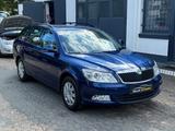 Skoda Octavia 1.6 TDI Combi AUTOMATIK - Skoda Octavia aus 2011