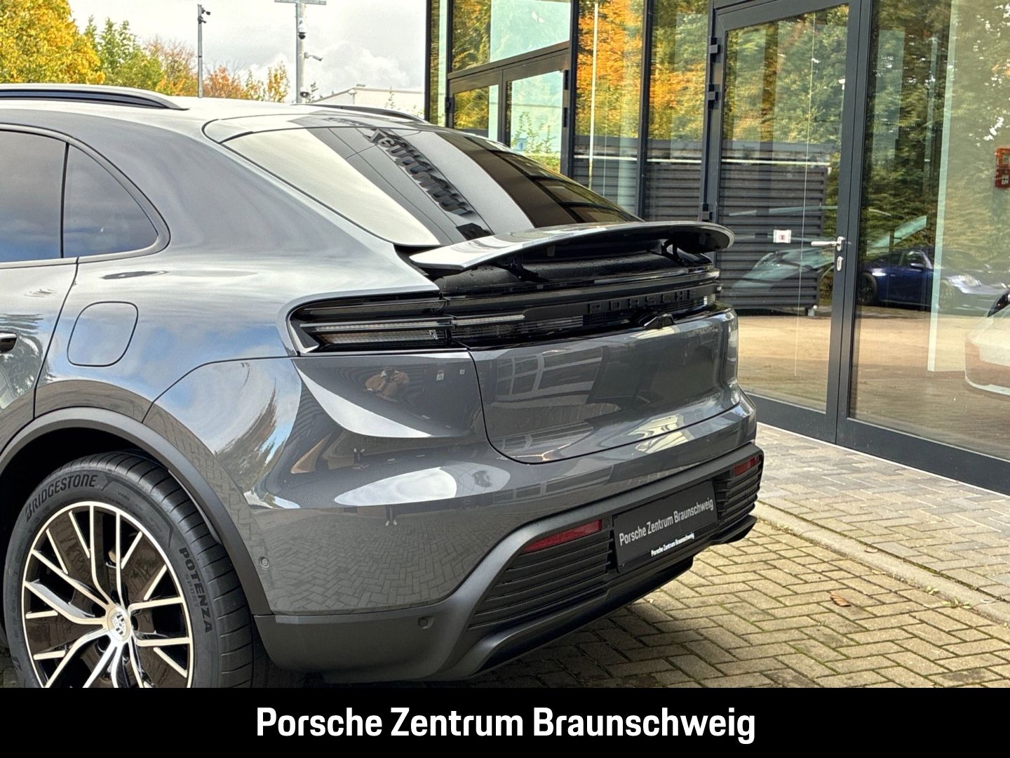 Porsche Macan - Bild 15
