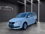 Volkswagen Touran United/NAVI/TEMPOMAT/AHK/KLIAMAUTOMATIK - Volkswagen Touran aus 2008
