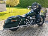 Harley-Davidson FLHX Street Glide 107 5HD1 unfallfrei - gebrauchte Motorräder in Lübeck