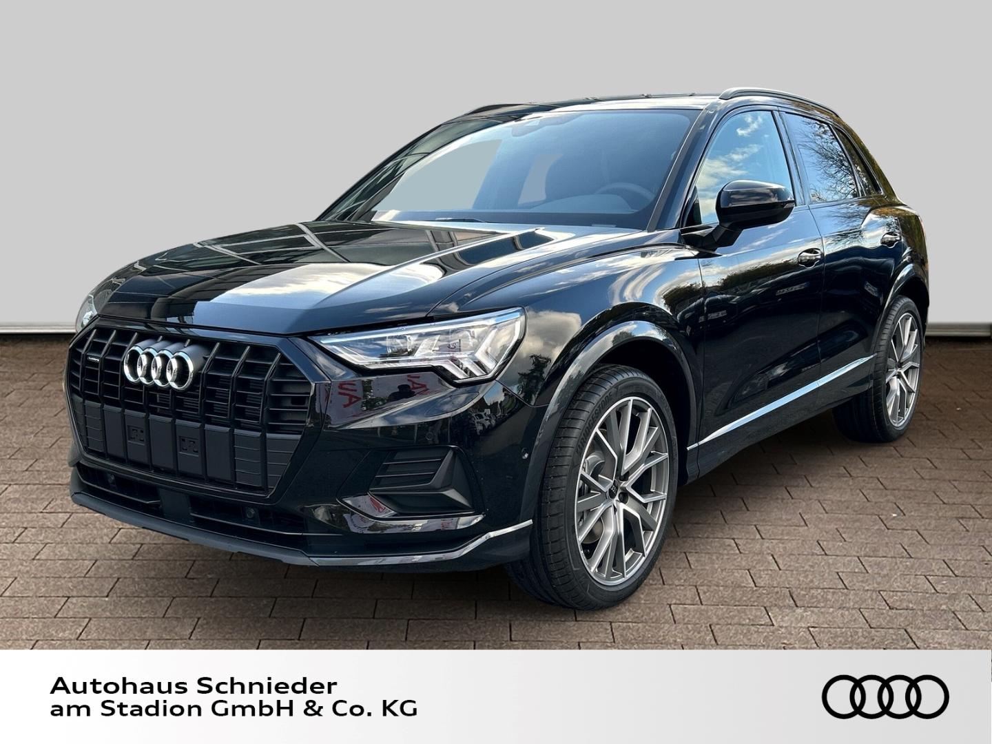 Audi Q3 ADVANCED 40 TFSI QUATTRO+AHK+PANO+LED+KAMERA