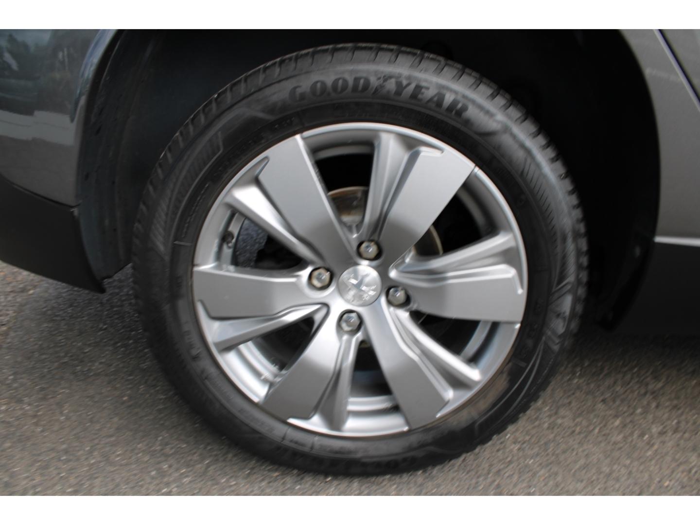 Peugeot 2008 Active BlueHDI 100 *1.Hand + scheckheftgepf