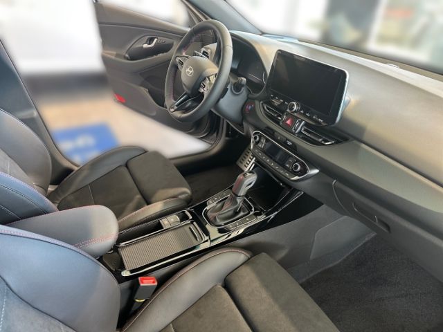Fahrzeugabbildung Hyundai i30 N Line Mild-Hybrid 1.5 T-GDI Sitz-Paket+Pano