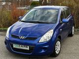 Hyundai i20 Edition Plus 2.Hand Scheckheftgepflegt  - Hyundai i20 in Bonn