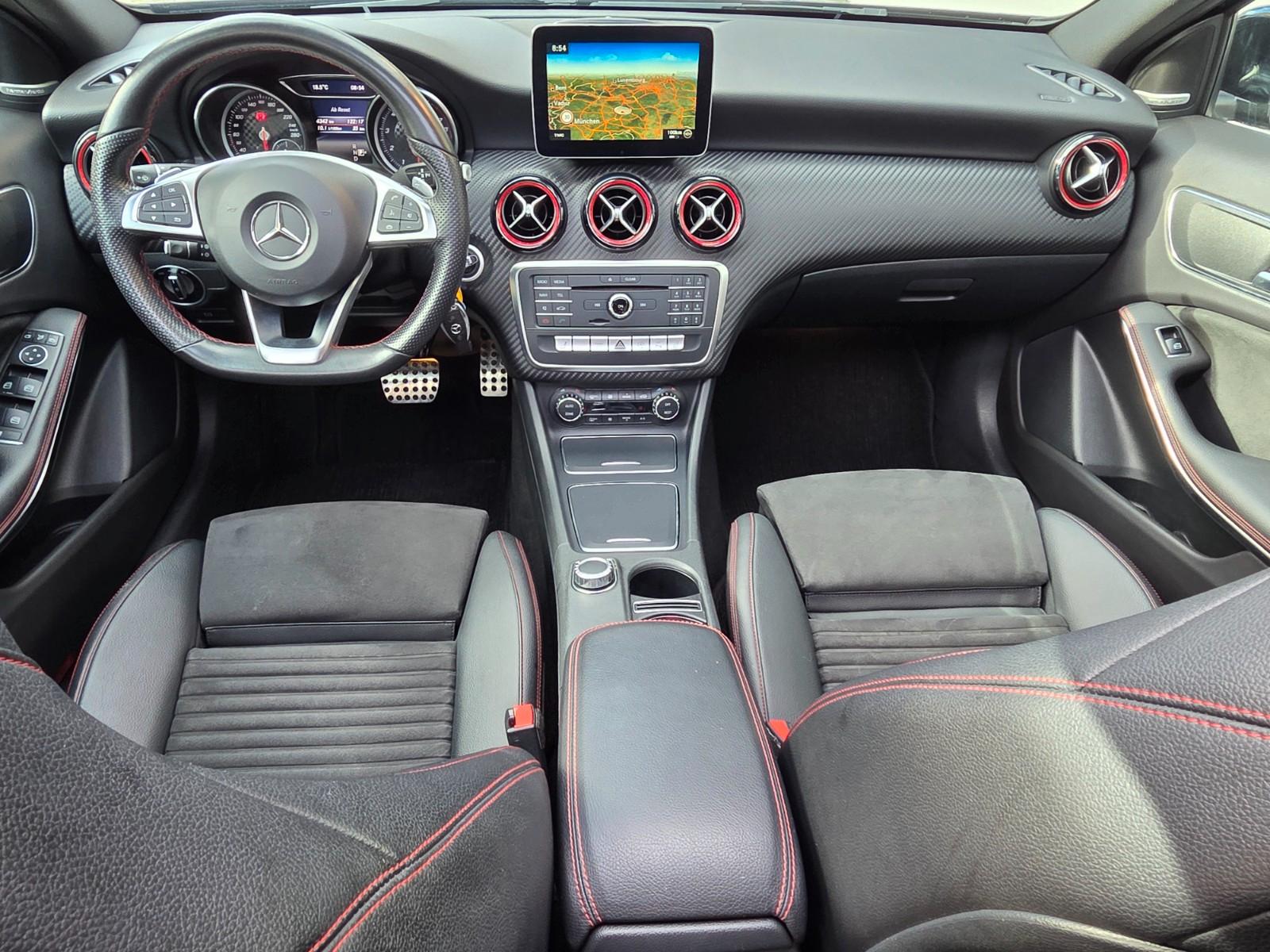 Mercedes-Benz A 250 4Matic Sport/AMG-LINE