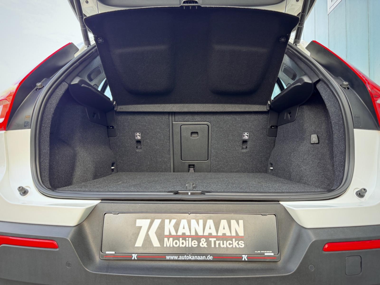 Volvo XC40 1.5T3 Momentum Pro *ASSIST|PANO|NAVI|HIFI*