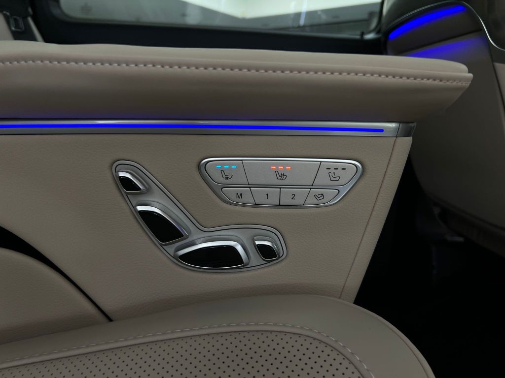 Mercedes-Benz V 300 EXCL.4M lang *NEW MOD.25*LUXURY-SEATS*PANO
