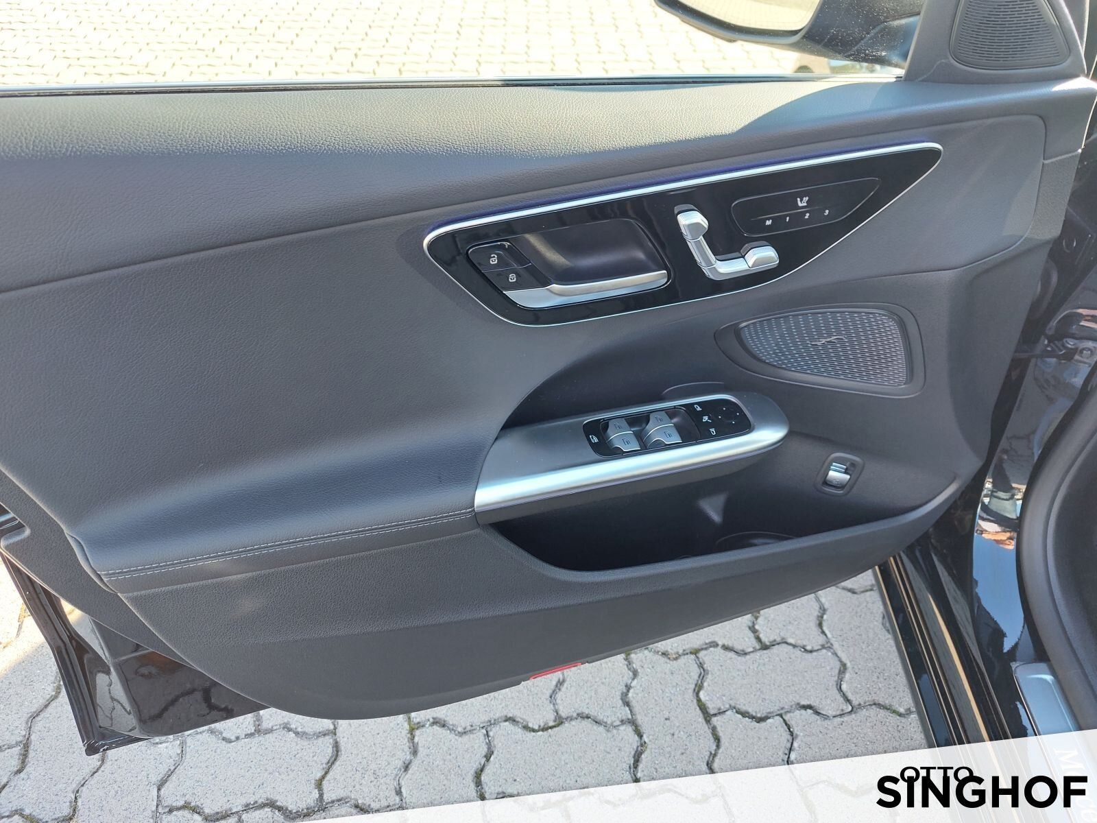 Fahrzeugabbildung Mercedes-Benz C 200 T Avantgarde +AHK+LED+Rü Kam+TOTW+Memory+