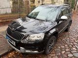 Skoda Yeti 1.4 TSI DSG Ambition Outdoor AHK/Navi/Xenon - Skoda Yeti Gebrauchtwagen in Berlin