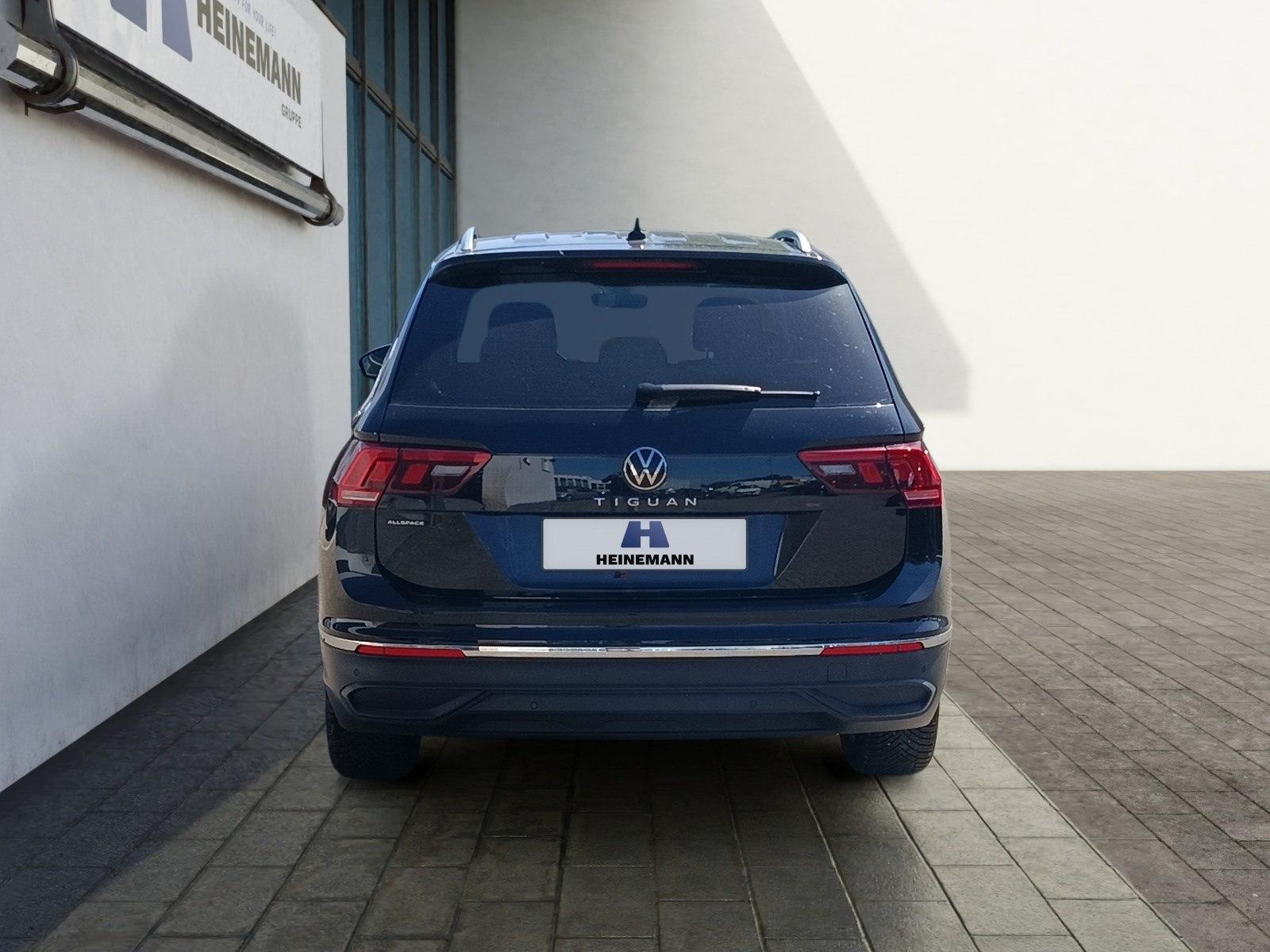 Volkswagen Tiguan Allspace 1.5 TSI DSG 7-Sitze*AHK*NAVI*LED