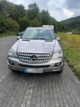 Mercedes-Benz Mercedes ML w164 320 - Mercedes-Benz 320 Gebrauchtwagen