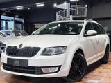 Skoda OCTAVIA COMBI TDI 4x4 AMBITION SHZ TEMPO 2Z-KLIM - Skoda Octavia Ambition mit Diesel-Antrieb
