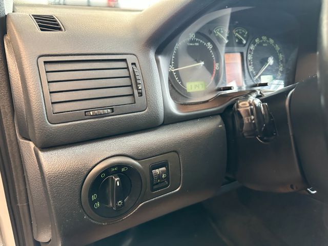 Skoda Octavia Combi Tour *TÜV 082026*