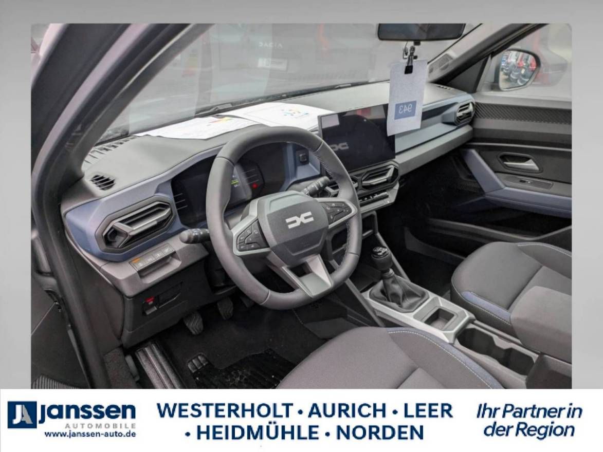 Fahrzeugabbildung Dacia Bigster Expression TCe 140