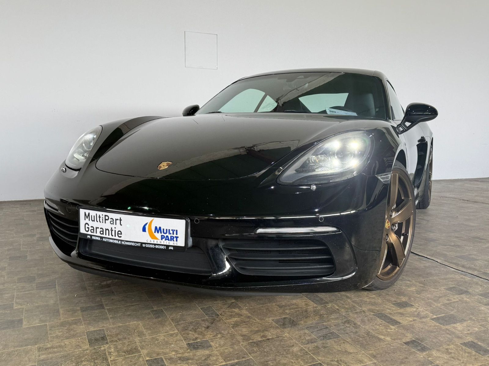 Fahrzeugabbildung Porsche 718 Cayman 2,0i 300PS, Bose, Navi, Leder