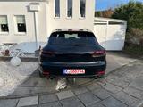 Porsche Macan Turbo mit Performance Paket Turbo mit ...