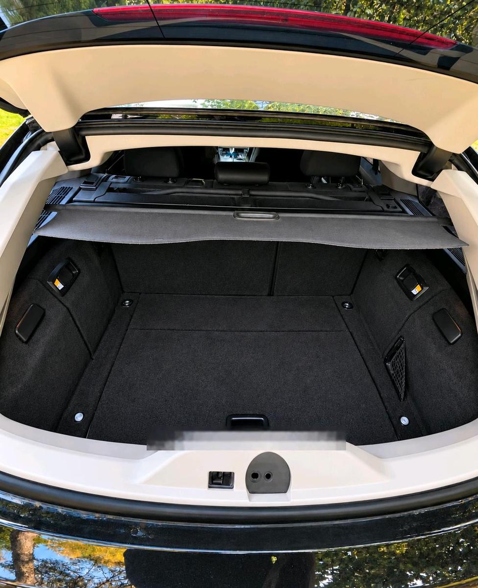 BMW 520 2012 — photo 8