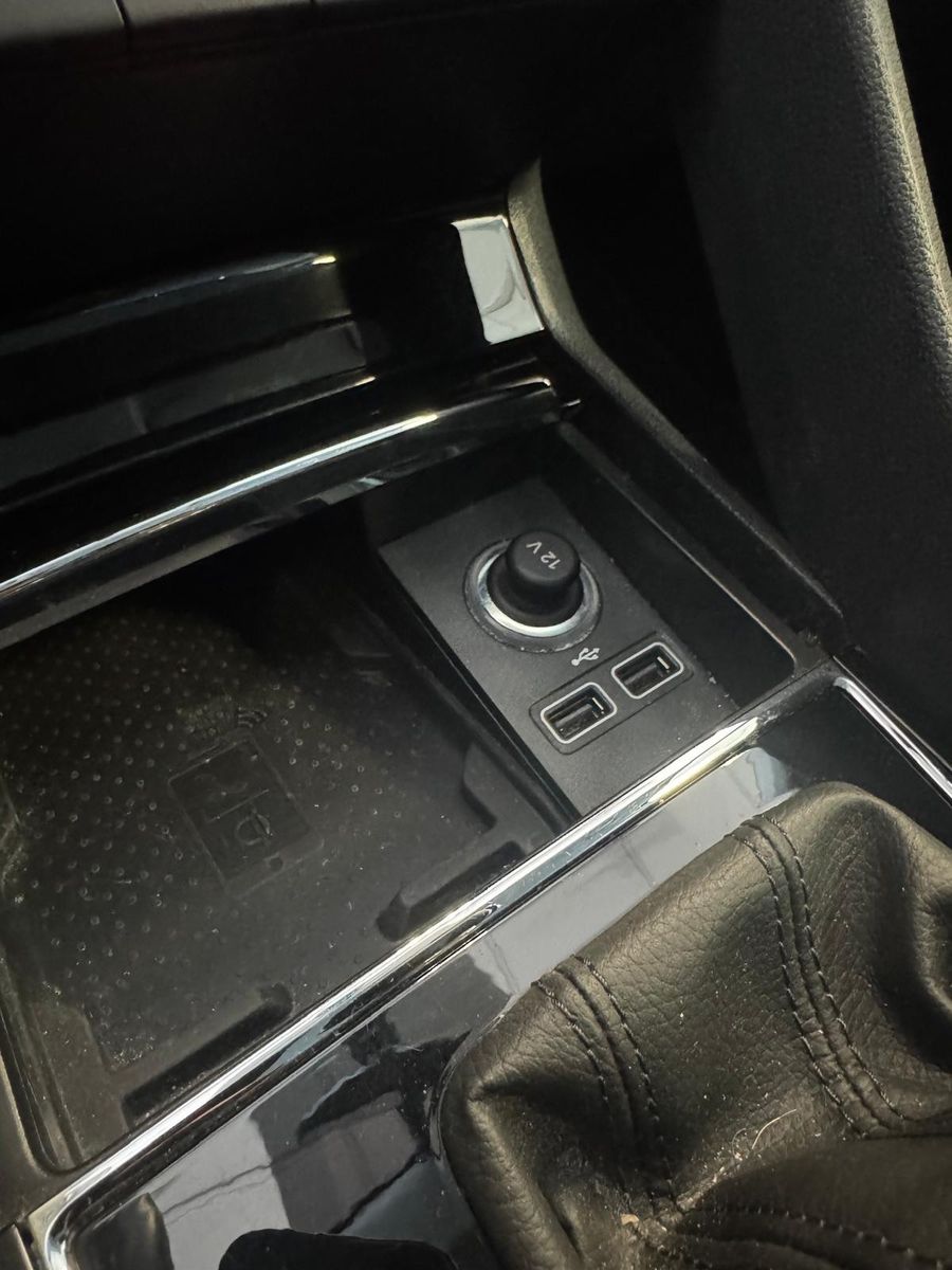 Fahrzeugabbildung SKODA Kodiaq Style  /AHK/1.HAND/SCHECKHEFT/NAVI