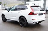 Volvo XC60 B5 AWD BLACK EDITION LEDER PANO PRIVACY AHK - Autos mit Tageszulassung