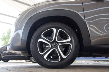 Citroën C3 Aircross 1.2 PureTech 110 Feel Pack LEDSHZG