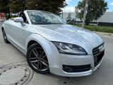 Audi TT Coupe/Roadster 2.0 S-Line/Navi/Xenon - Audi TT Gebrauchtwagen in Berlin