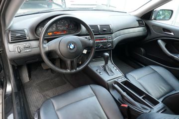 Fahrzeugabbildung BMW 318Ci
